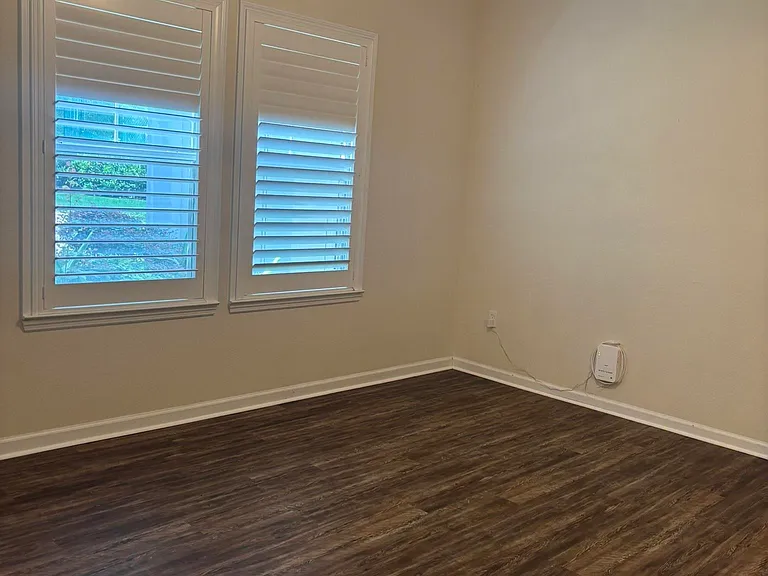 2801 Chancellorsville Dr #312 — Photo 22