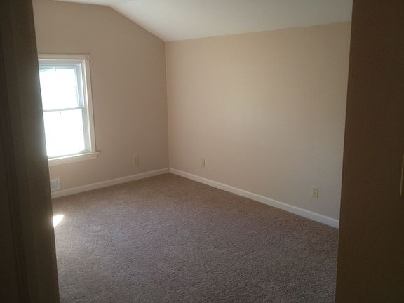 3rd image of 23031 Stoneybrook Dr