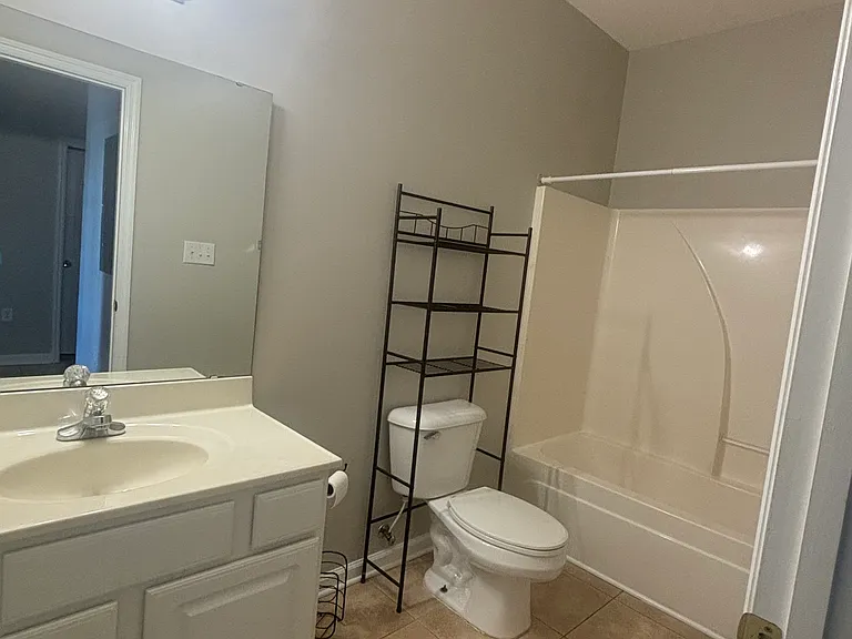 110 Lazy Willow Ln — Photo 10