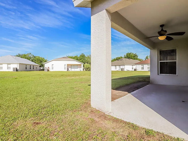 11424 Misty Isle Ln — Photo 19