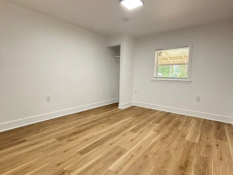206 King Rd — Photo 9
