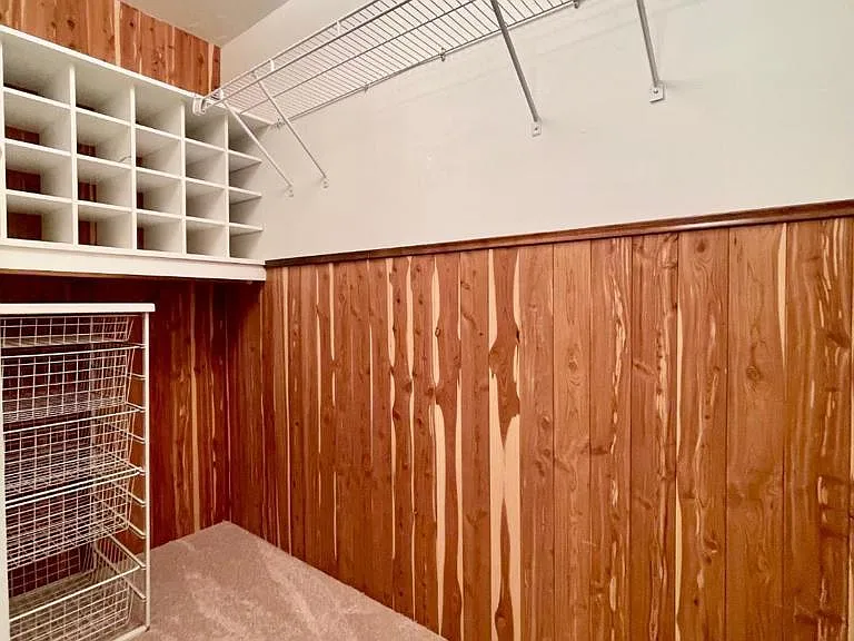 240 N Surfside Dr — Photo 25