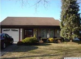 28 Saint Paul Pl, Manchester, NJ 08759