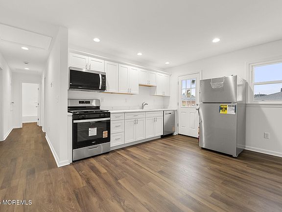 5th image of 1 Bissett St