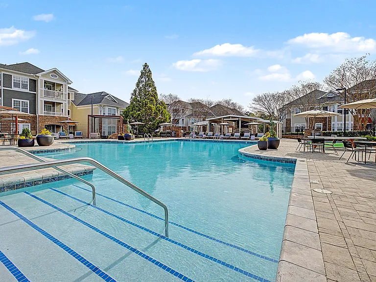 The Reserve at Meadowmont Apartments and Townhomes — Photo 17