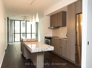 101 Charles St E #519-C08, Toronto, ON M4Y 0A9