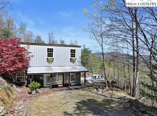 3086 Summit Road, Purlear, NC 28665