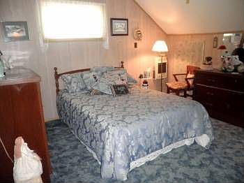 3rd image of 1539 N Jefferson Dr