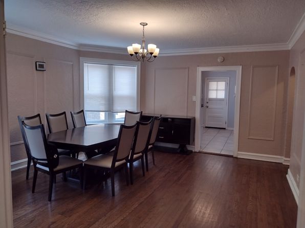 6339 N Sacramento Ave APT 1