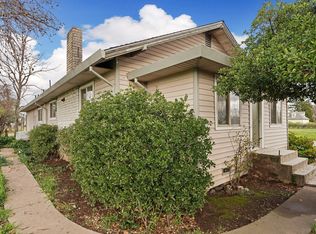 9595 E Jahant Rd, Acampo, CA 95220