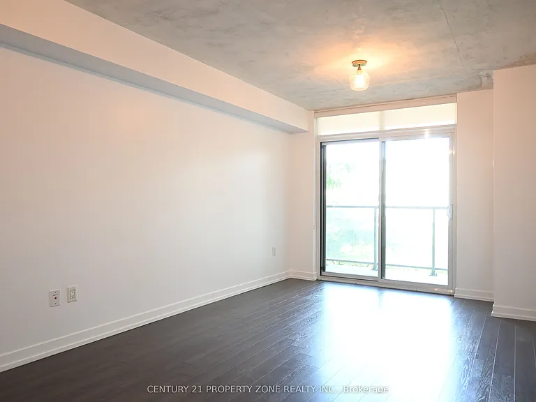816 Lansdowne Ave #425 — Photo 11