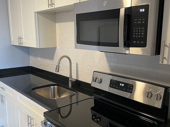 3rd image of 346 Union St APT 19