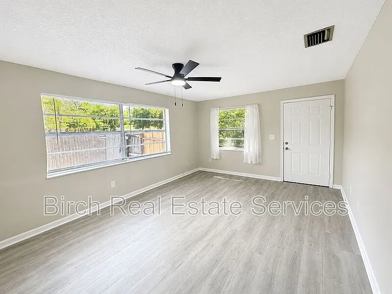 447 2nd Ave #447 — Photo 3