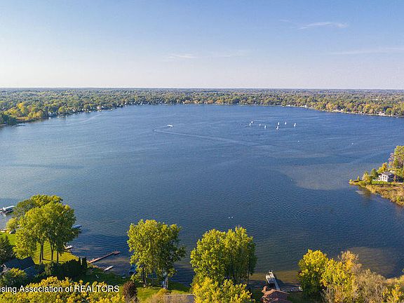 3rd image of 6342 Lake Dr #22