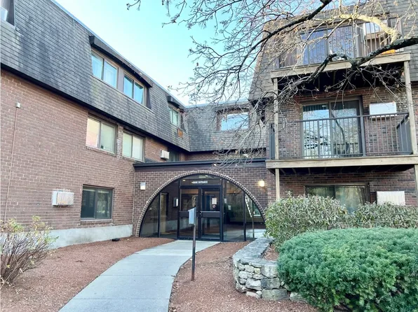 688 Boston Post Rd E APT 228, Marlborough, MA 01752