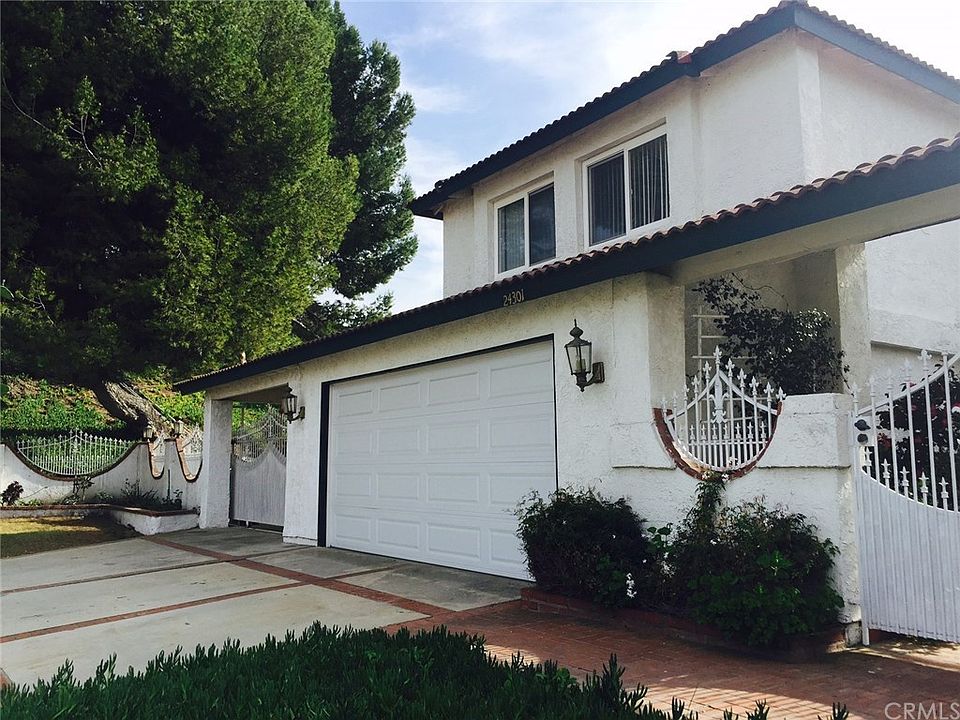 1st image of 24301 Darrin Dr