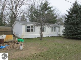 2380 Artist Ave, Interlochen, MI 49643