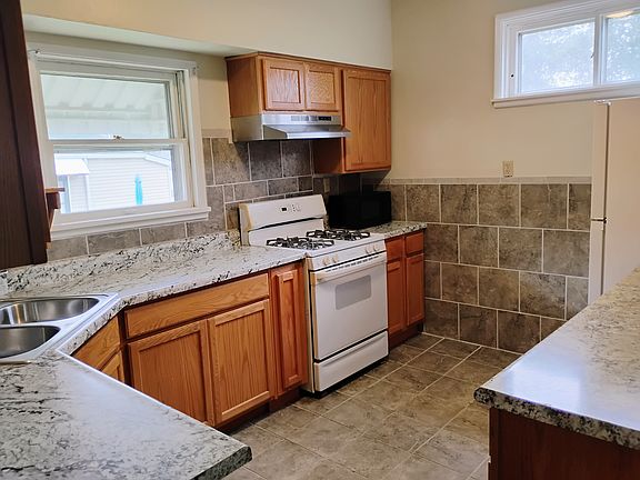 2nd image of 4742 Hannover Ave