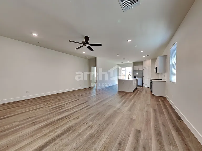 529 Silverbell Falls Pl — Photo 6
