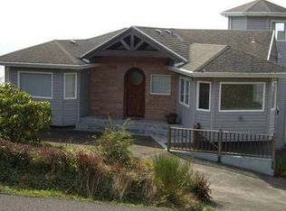 405 Pacific View Dr, Rockaway Beach, OR 97136