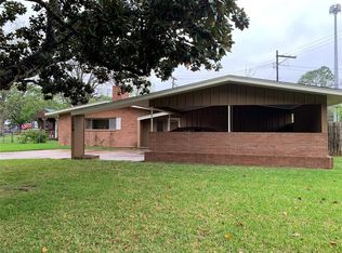 1104 Briar Ln, Wharton, TX 77488