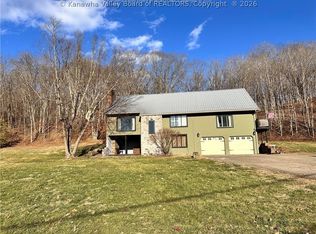3257 Sandhill Rd, Point Pleasant, WV 25550