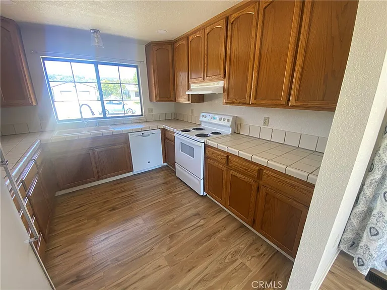 19491 Mountain Mdw S — Photo 5