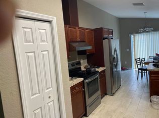 315 Walnut St, Auburndale, FL 33823