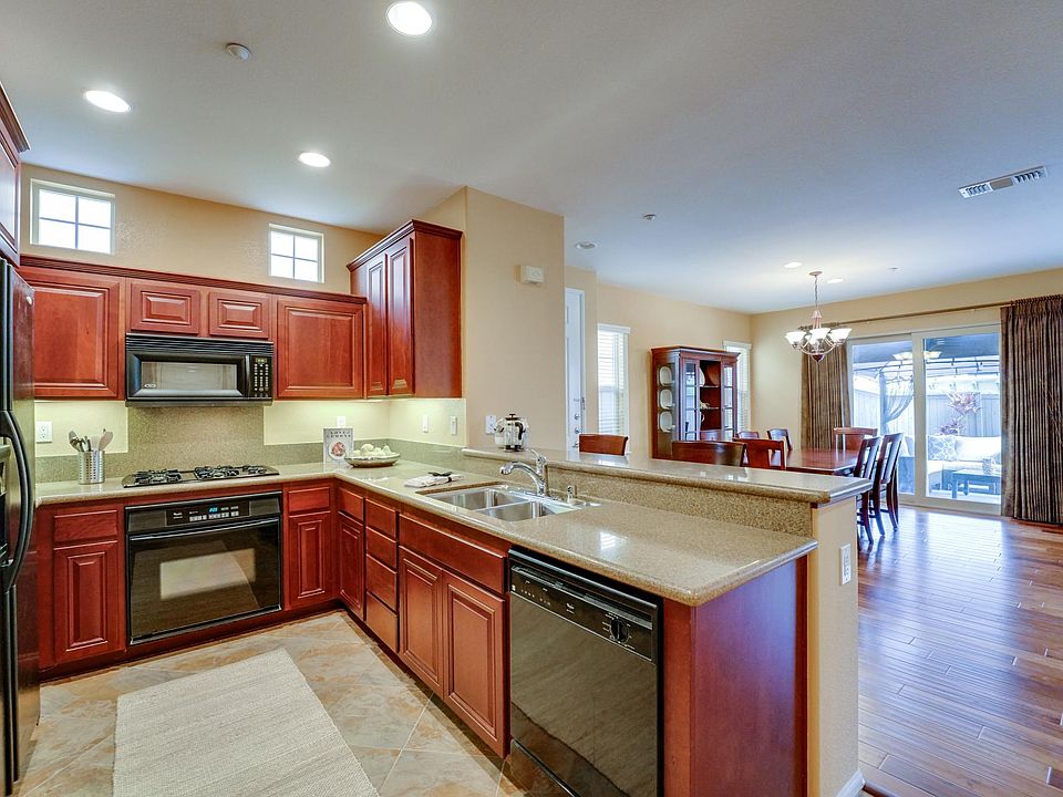 1st image of 9219 Calmante Ln