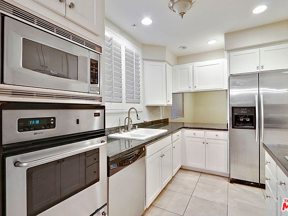 5th image of 1931 Glendon Ave APT 101