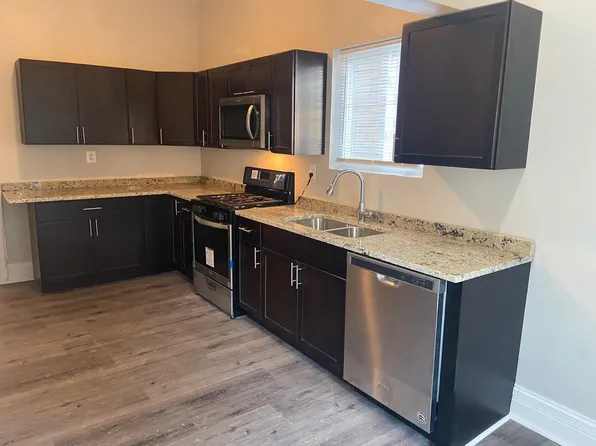 3019 N Gresham Ave #2, Chicago, IL 60618