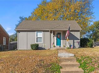 1614 2nd Ave, Leavenworth, KS 66048