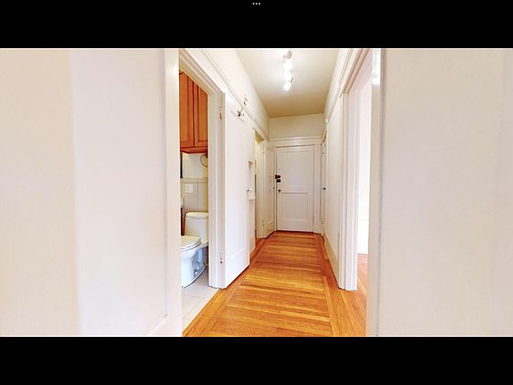 3rd image of 601 Stockton St #4
