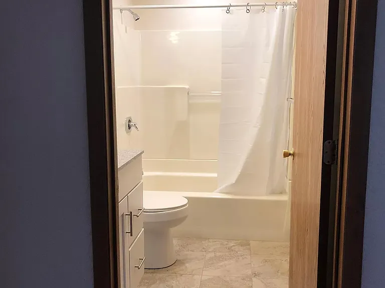 201 Amabell St #2F — Photo 10