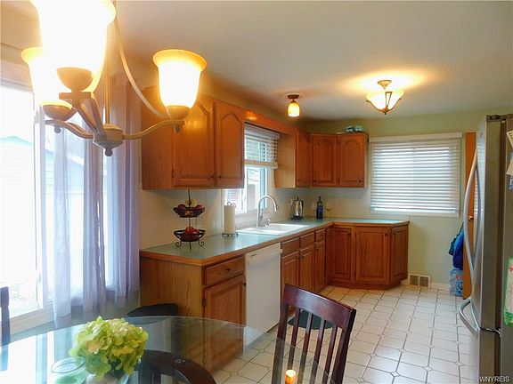 4th image of 189 Homestead Dr
