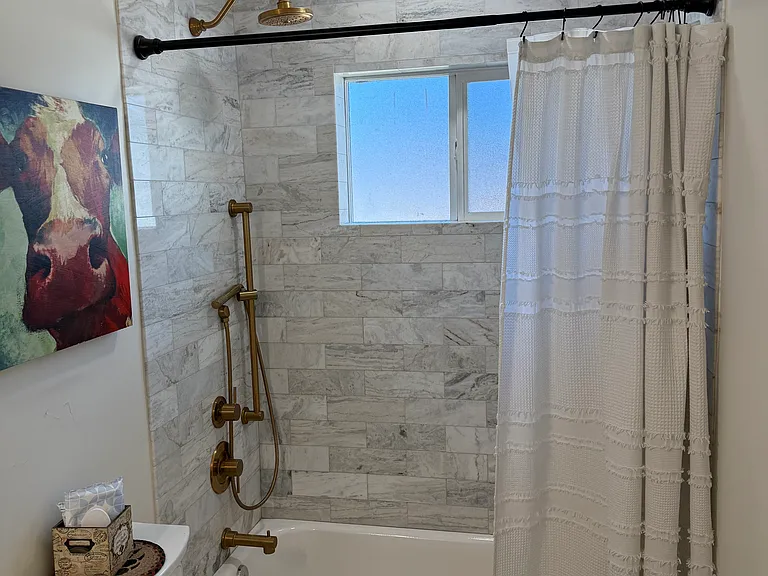 1220 W Missouri Ave — Photo 10