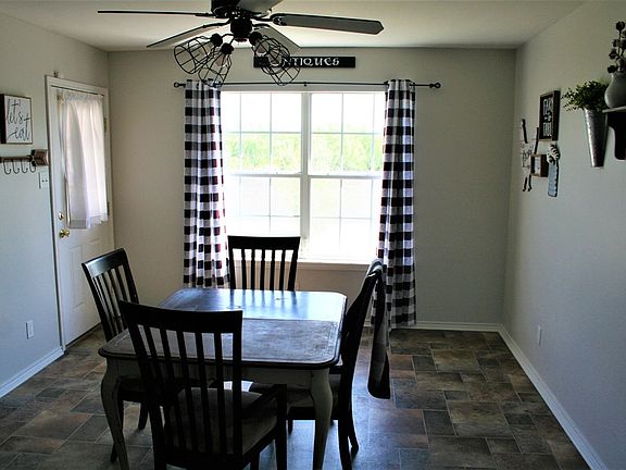 3rd image of 2805 McGill Blvd