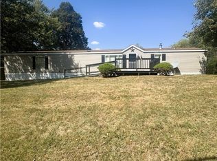 211 Gibson Rd, New Cumberland, WV 26047