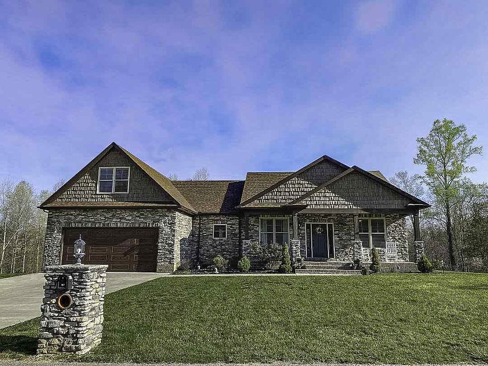 1st image of 598 Saddle Creek Way