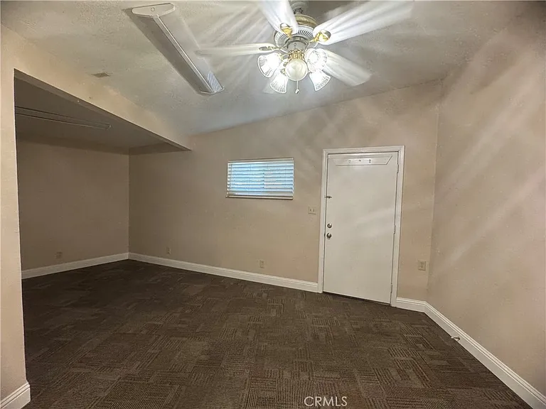 2100 Kennedy Ave — Photo 22