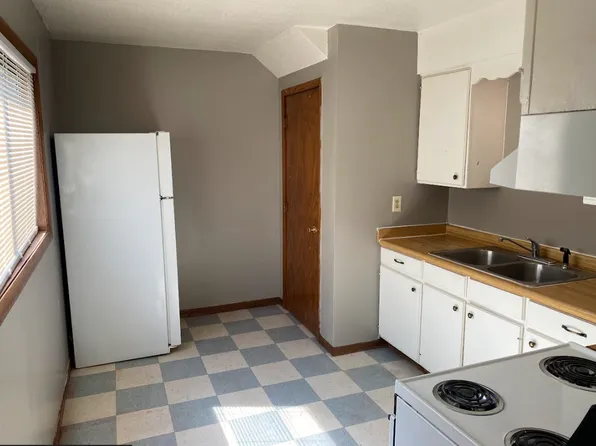 7233 W Broadway Ave APT 3, Minneapolis, MN 55428