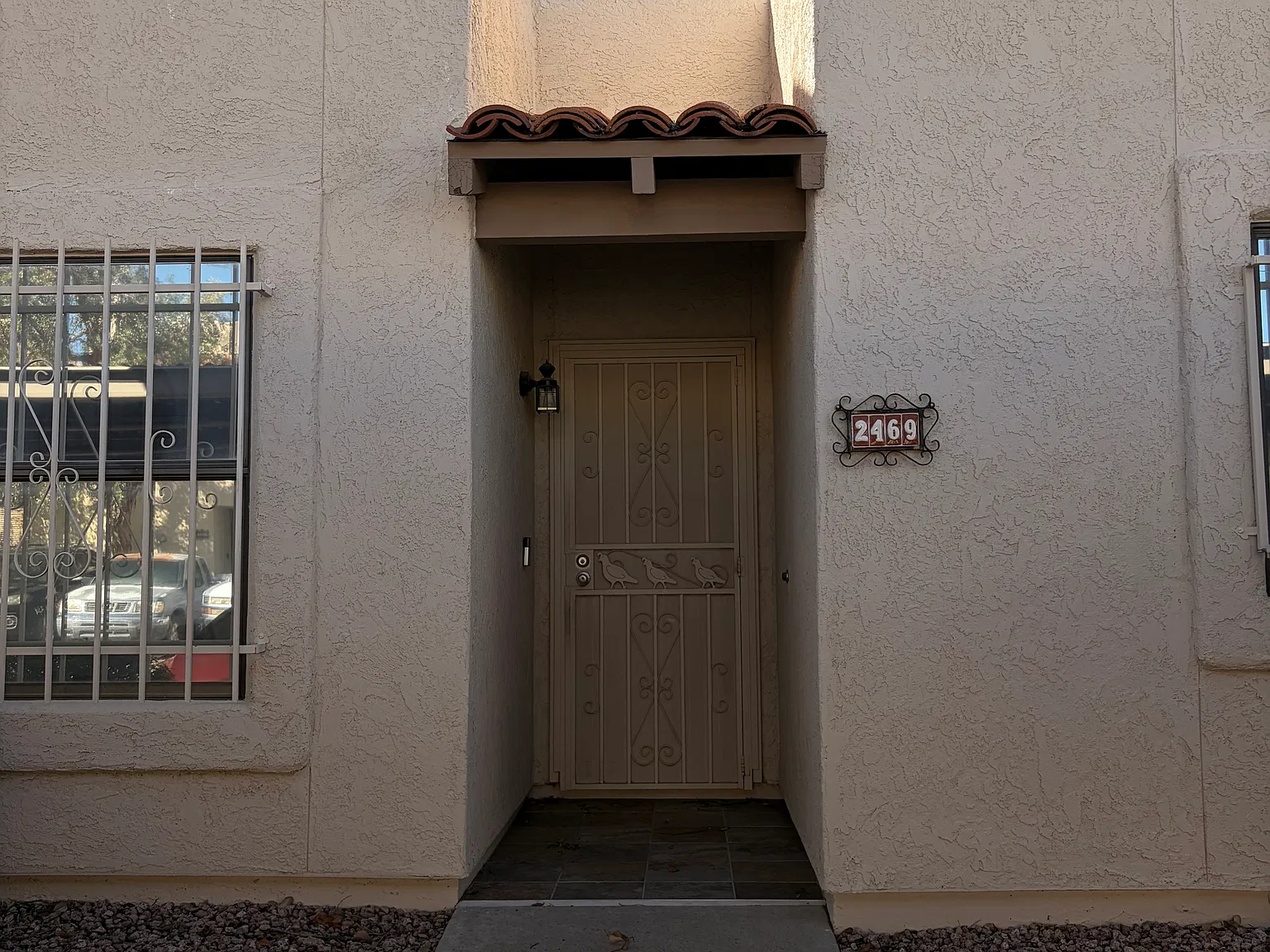 2 bed, 1079 sqft, $1,400 — Photo 1