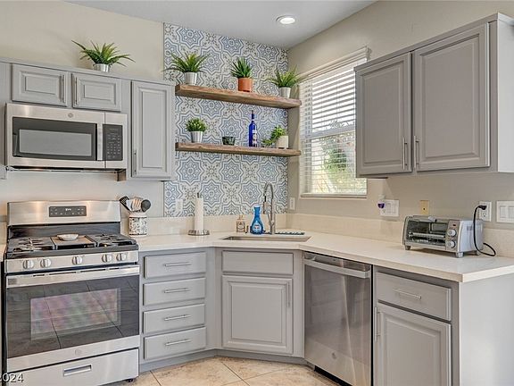 4th image of 9259 Ansley Ct