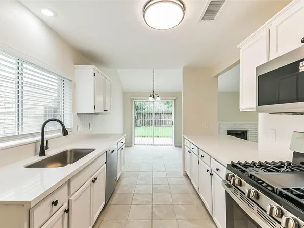 6026 Dyer Brook Dr, Houston, TX 77041