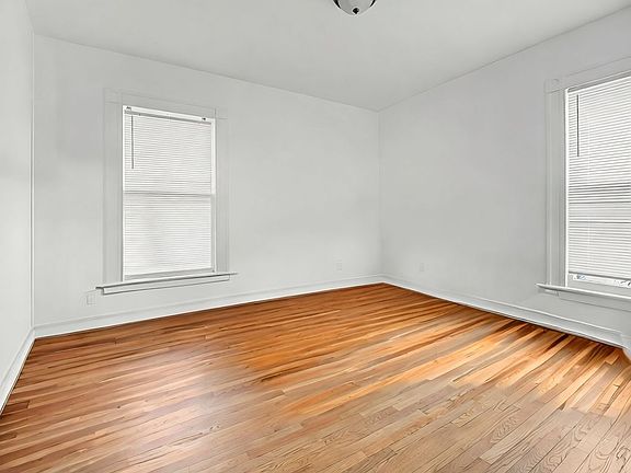 4th image of 373 Wood Ave Floor 1