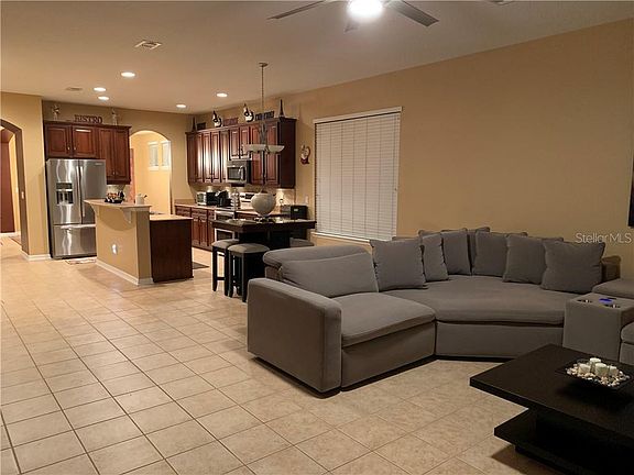 4th image of 6984 Smithshire Ln