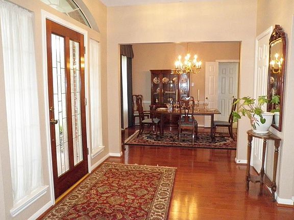 3rd image of 2218 Primwood Ct