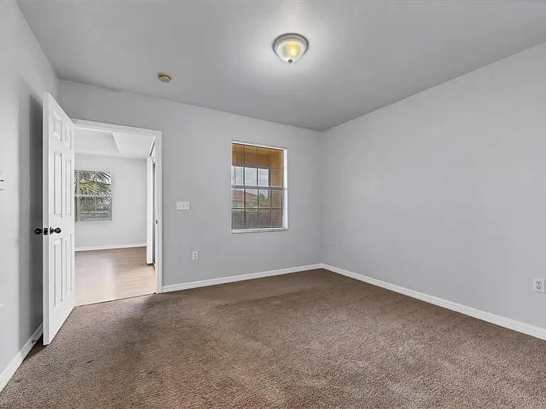 1010 Villagio Cir #204 — Photo 19