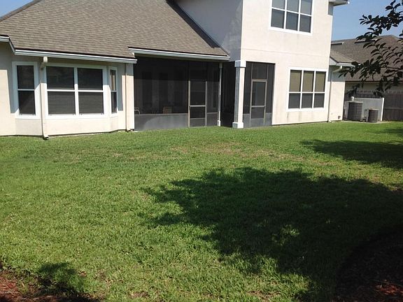 5th image of 721 Chestwood Chase Dr