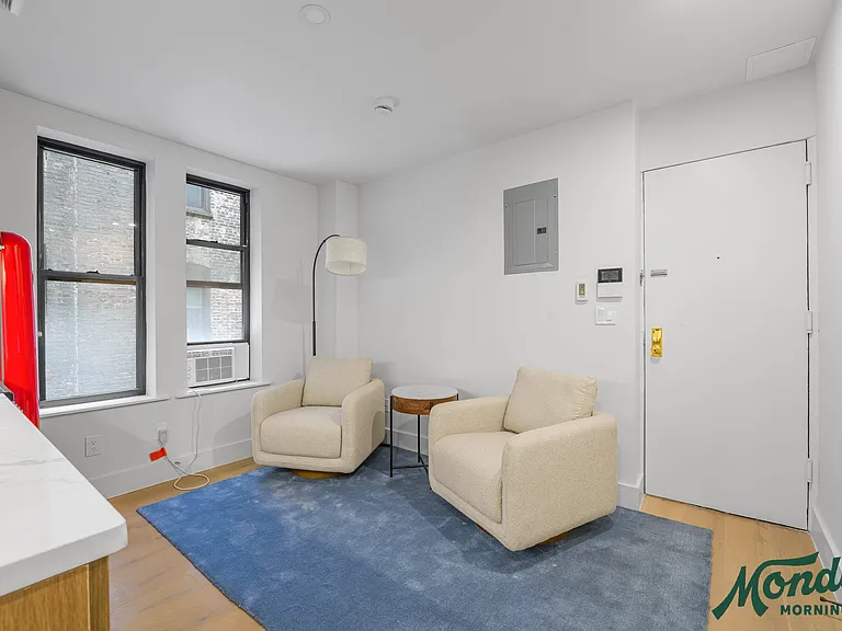 236 W 15th St #26 — Photo 3
